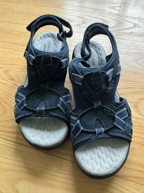 Clarks Ultimate Comfort Sandals 8 Navy Sport Walking Hiking Comfort